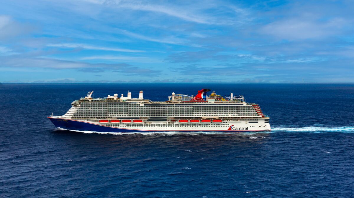 Carnival cruise ship with signature funnel