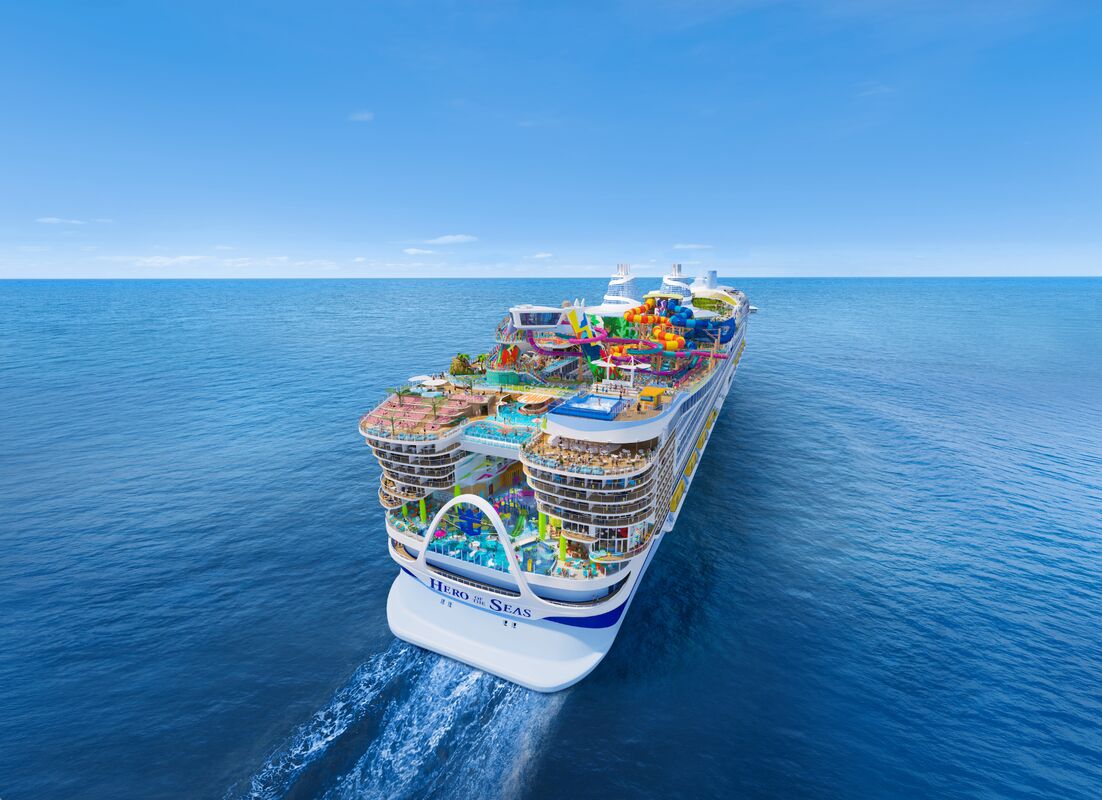 Royal Caribbean Icon of the Seas cruise ship at night
